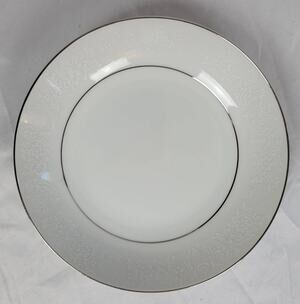 Crown Victoria Lovelace 5.5" China Bowl